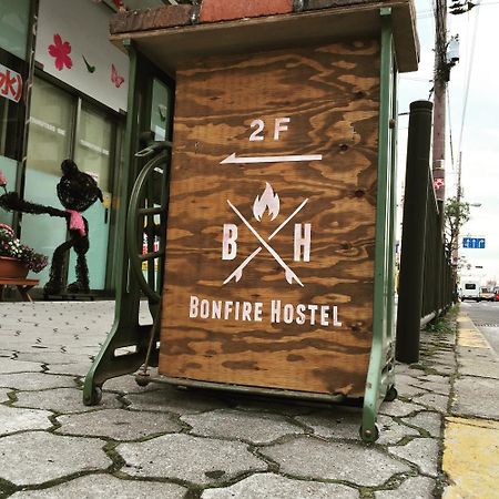 Bonfire Hostel Osaka Exterior foto